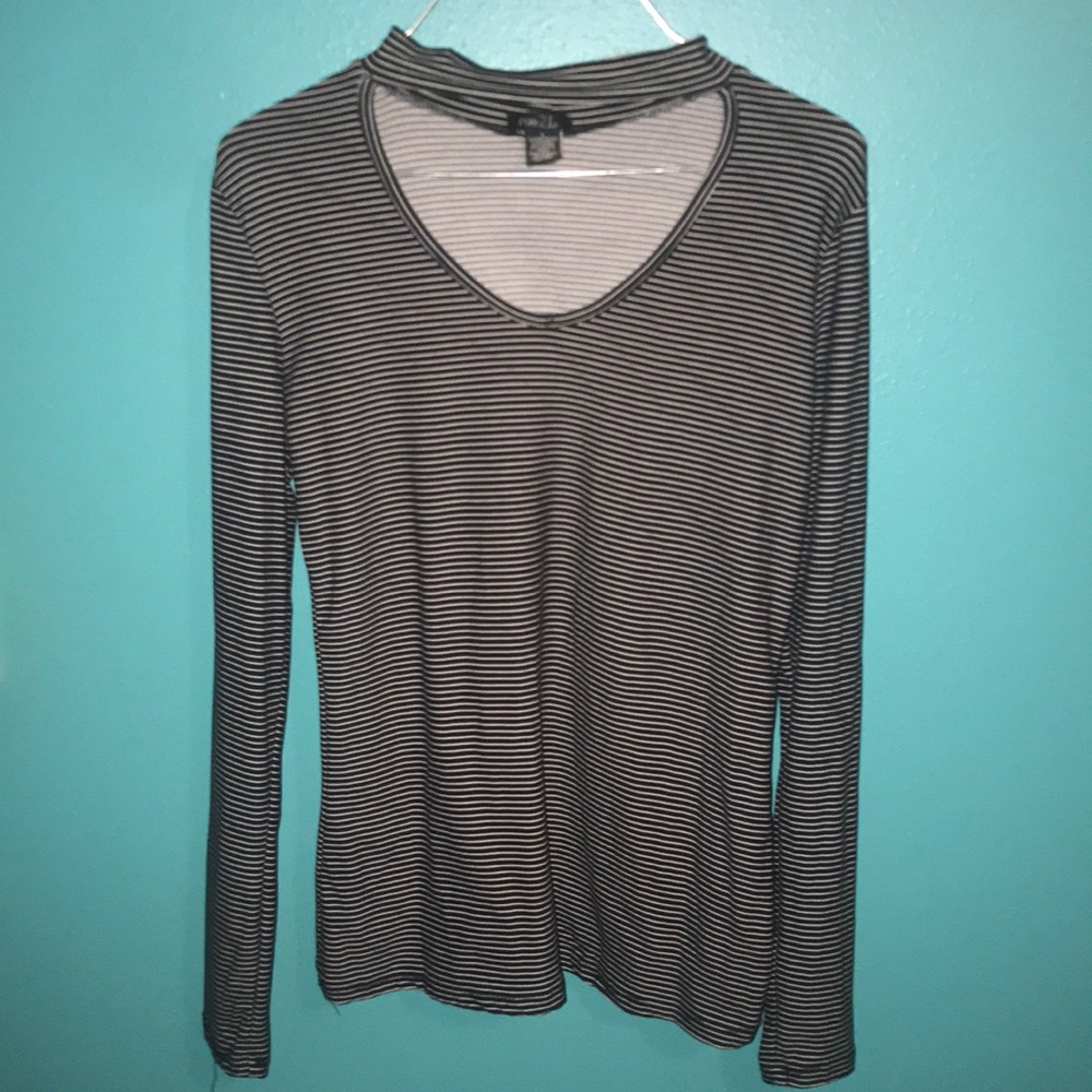 Black and White strips top